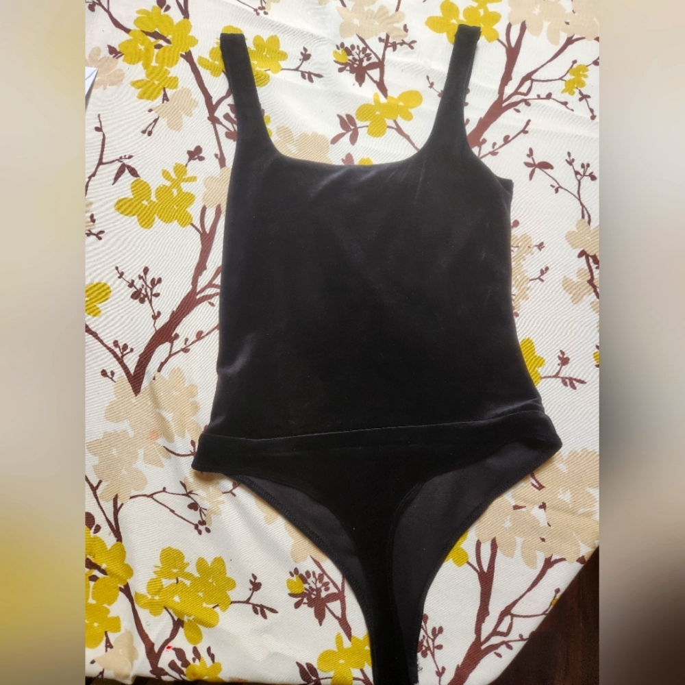 Forever 21 Solid Black Square Neck Bodysuit